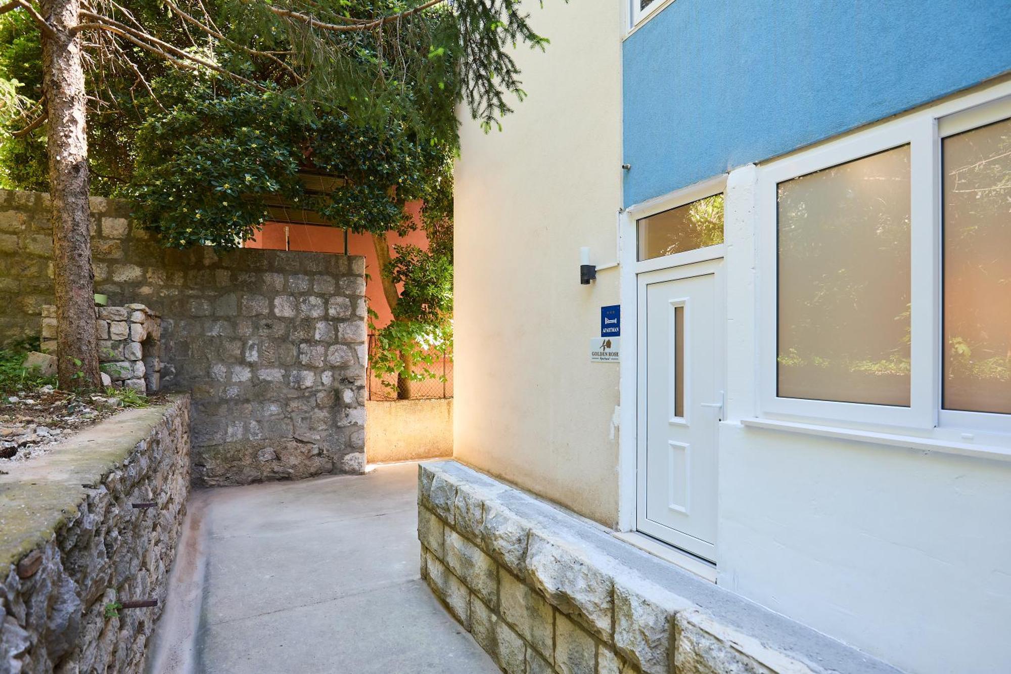 Golden Rose - Walking Distance 1 Km From Old Town Διαμέρισμα Ντουμπρόβνικ Εξωτερικό φωτογραφία